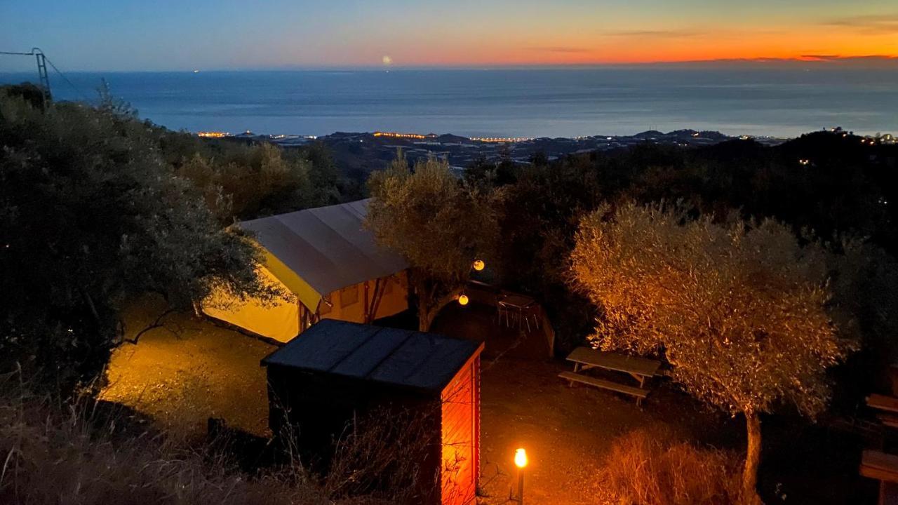 Campo Agave Luxury Tents Sayalonga Bagian luar foto